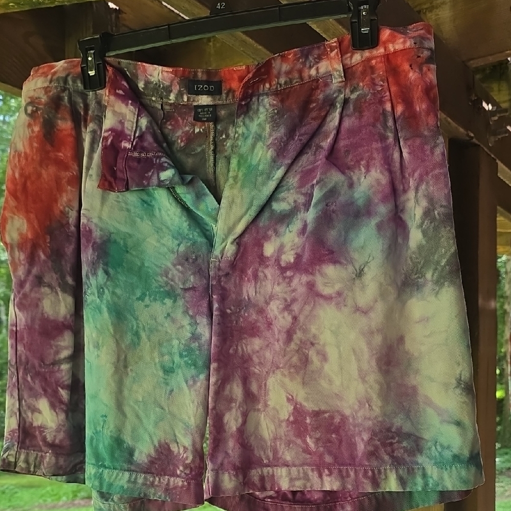 Izod Multicolor Tie-Dye Shorts